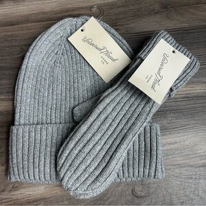 Universal Thread Ribbed Gray Beanie and Gloves Set